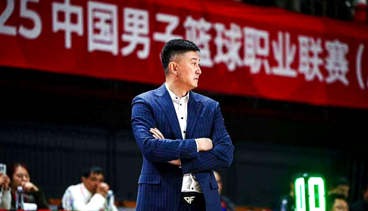 广东宏远发布备战花絮，国际比赛日复出首秀，欧篮联任务艰巨，团队化学反应显著的简单介绍