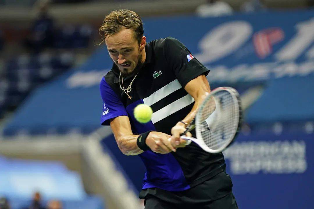 阿扎伦卡巅峰对决,穆雷与70激战瑞士队分钟,绝杀胜负难料!的简单介绍 阿扎伦卡巅峰对决,穆雷与70激战瑞士队分钟,绝杀胜负难料!的简单介绍