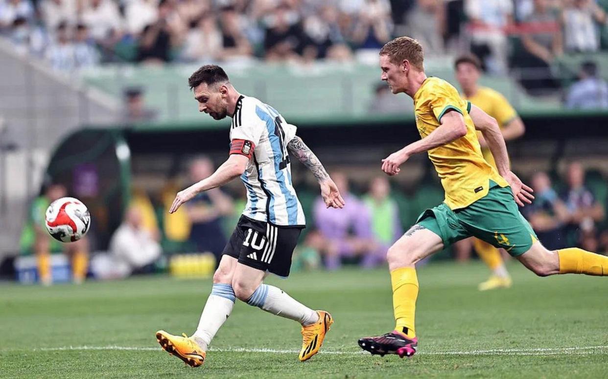 九游娱乐-梅西赛事官方发布出色防守新规，拜仁争议不断！的简单介绍