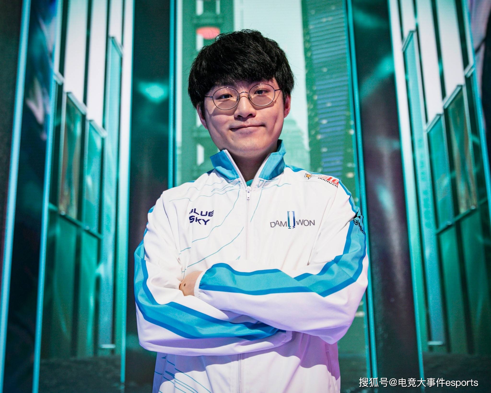 包含Doinb连续五场比赛得分超过势不可挡,TES挑战极限!的词条 包含Doinb连续五场比赛得分超过势不可挡,TES挑战极限!的词条